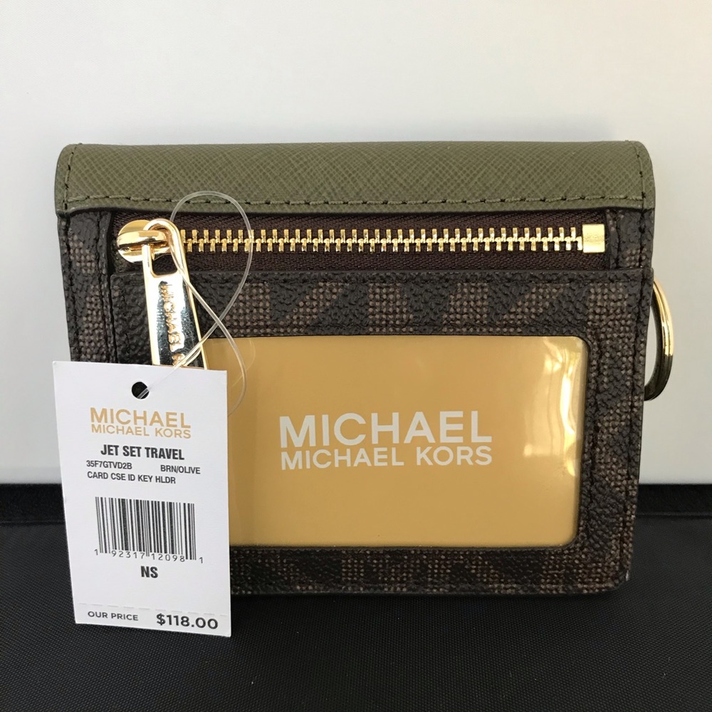 Michael Kors Jet Set Travel Wallet - Picture 2 of 6